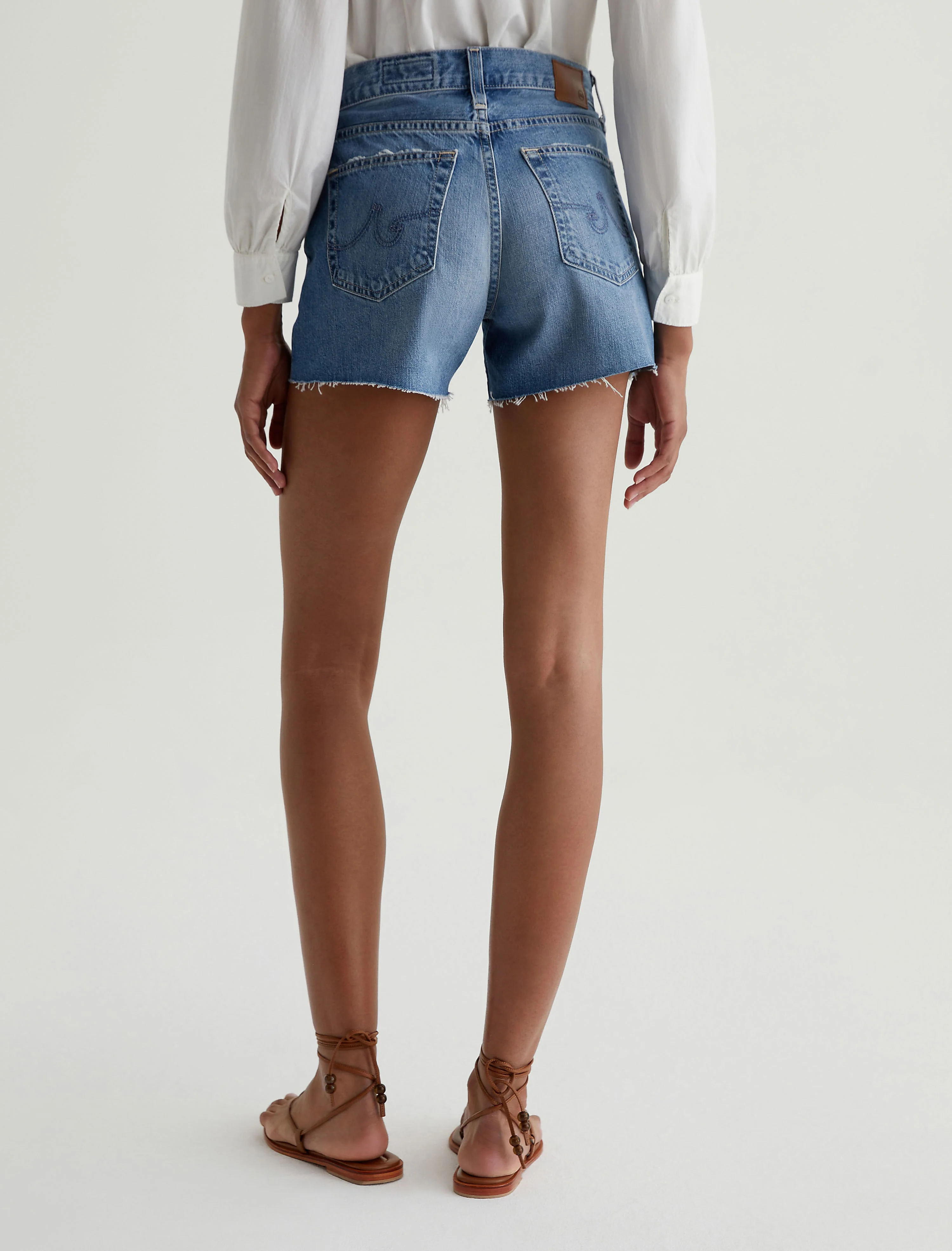 Halle Short - Image 8