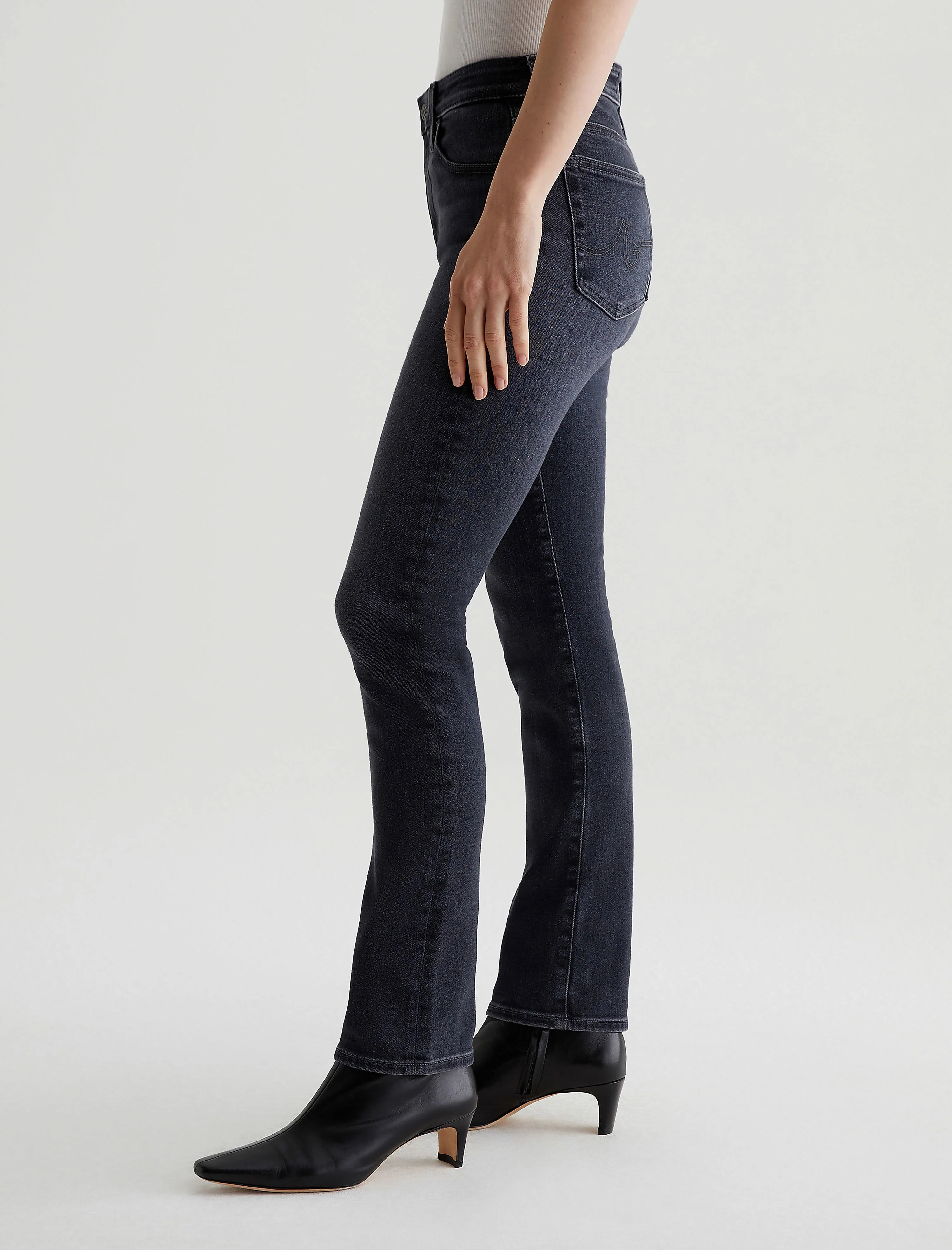Mari - Image 6