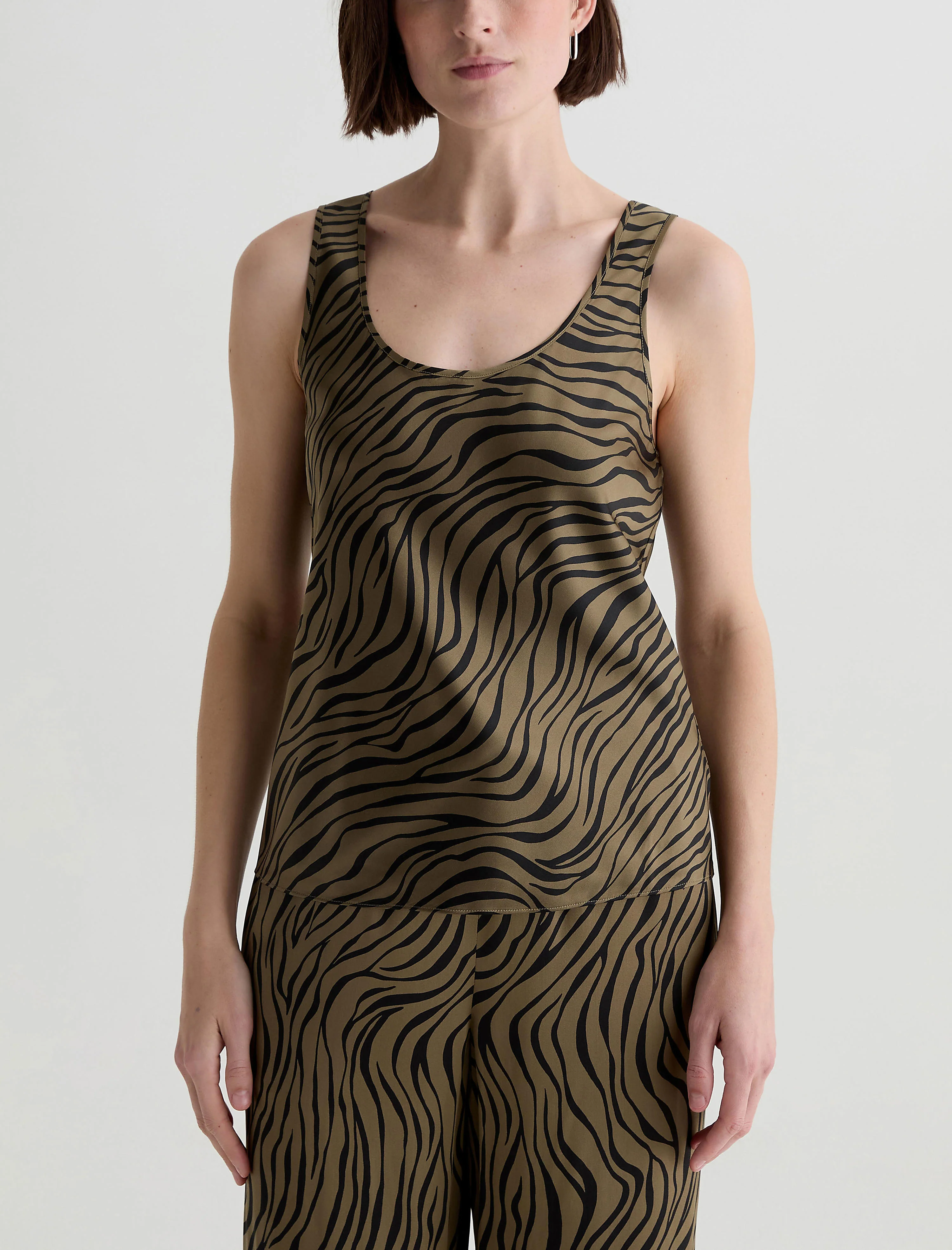 Nicola Tank - Image 2