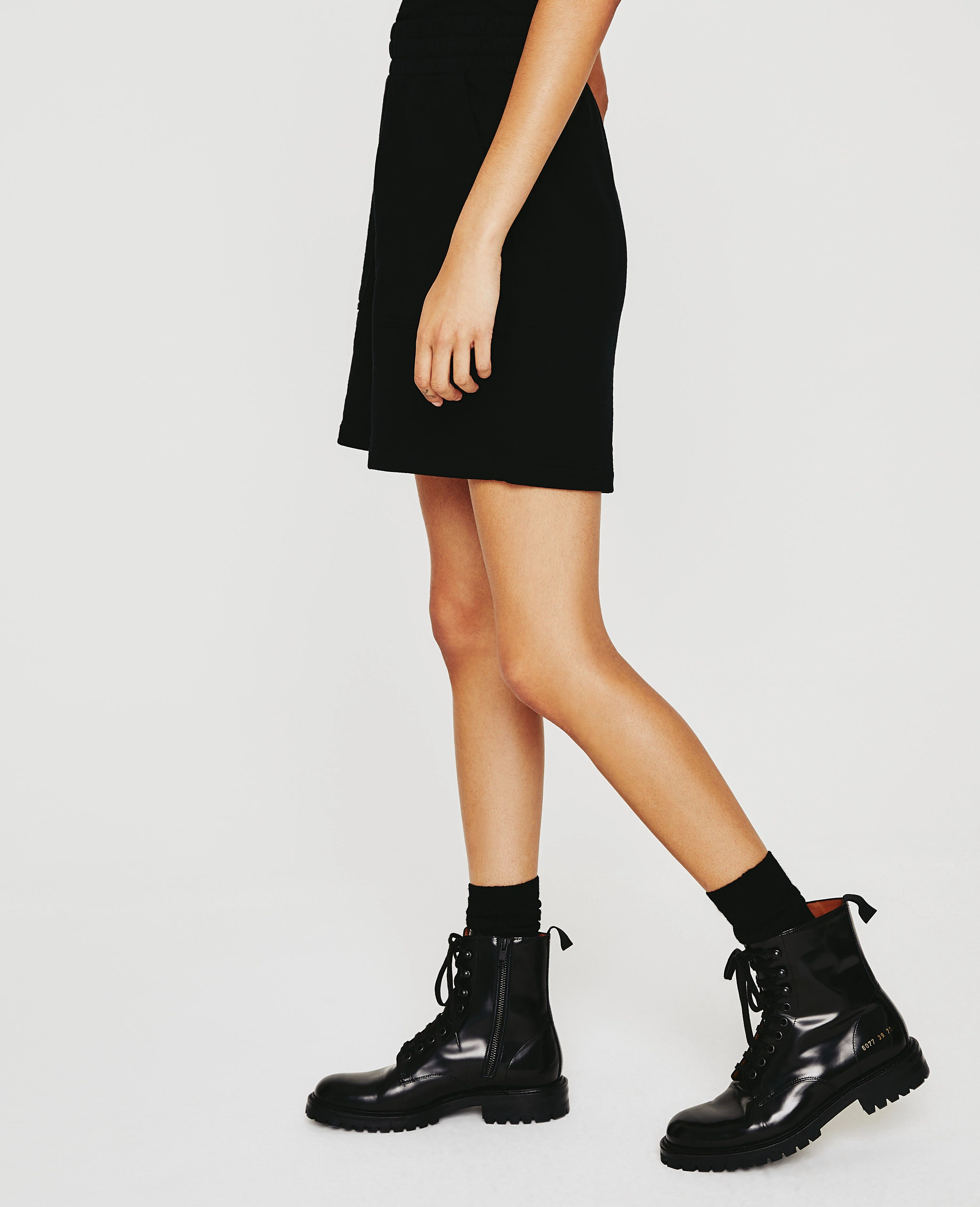 Nova Sweatshort - Image 5