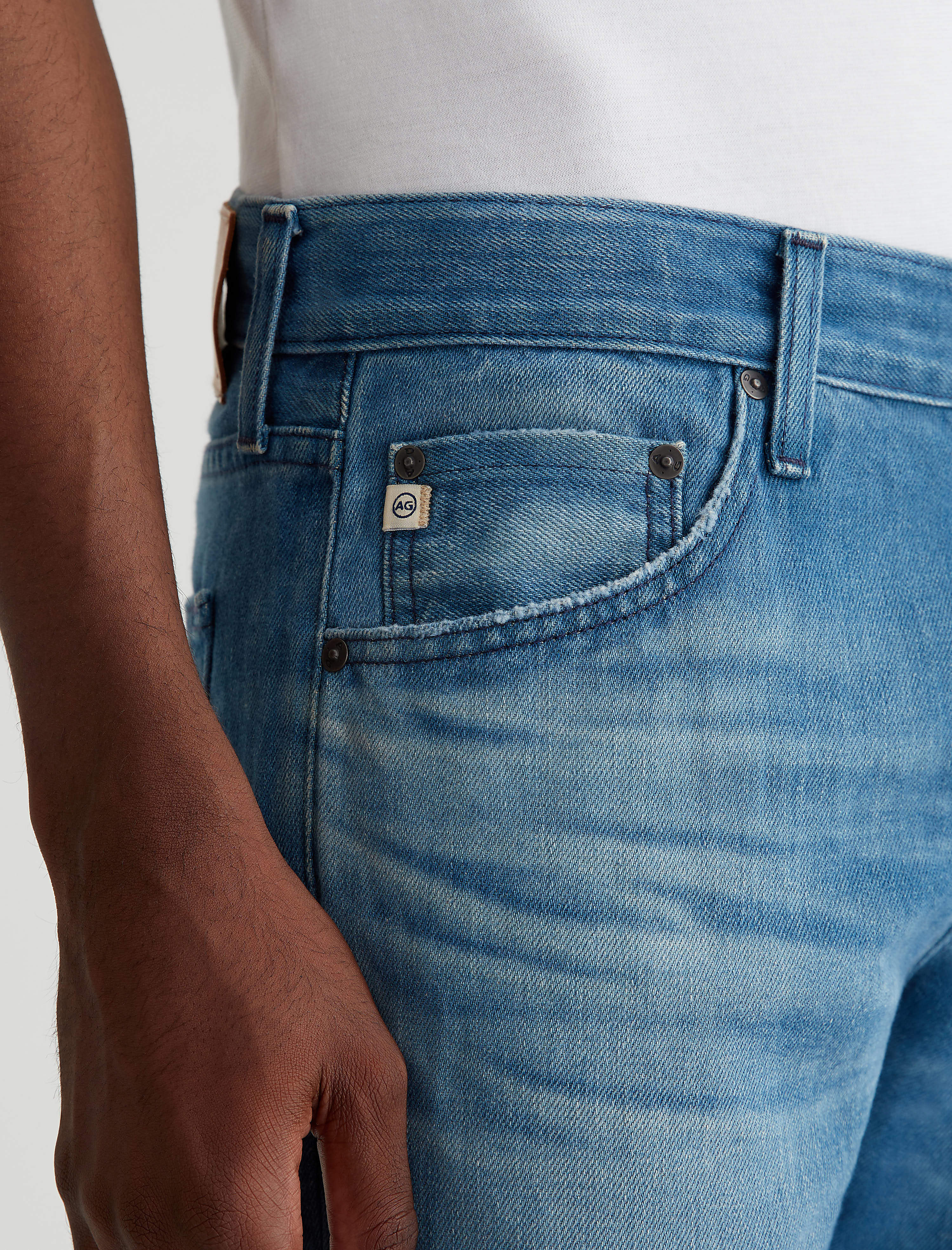 Tellis Selvage - Image 3