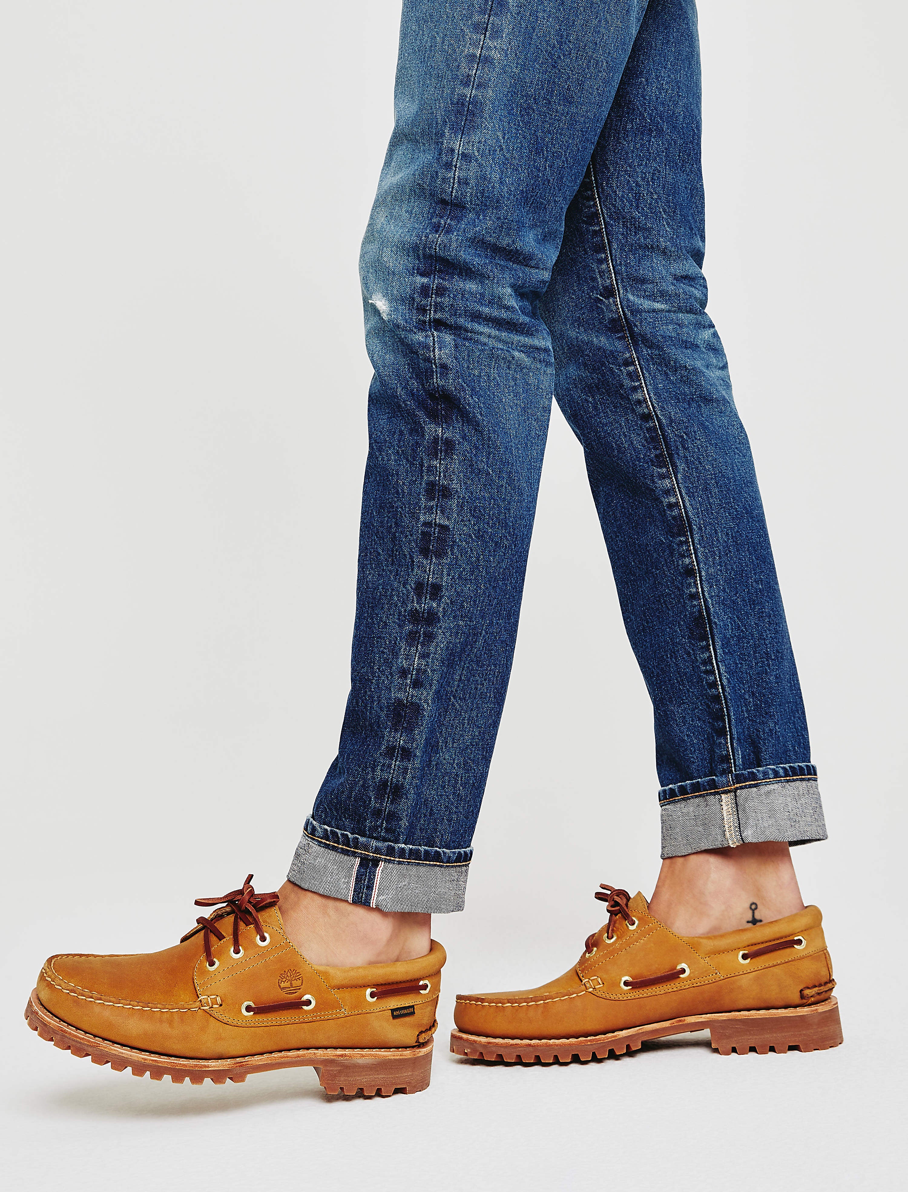 Tellis Selvage - Image 3