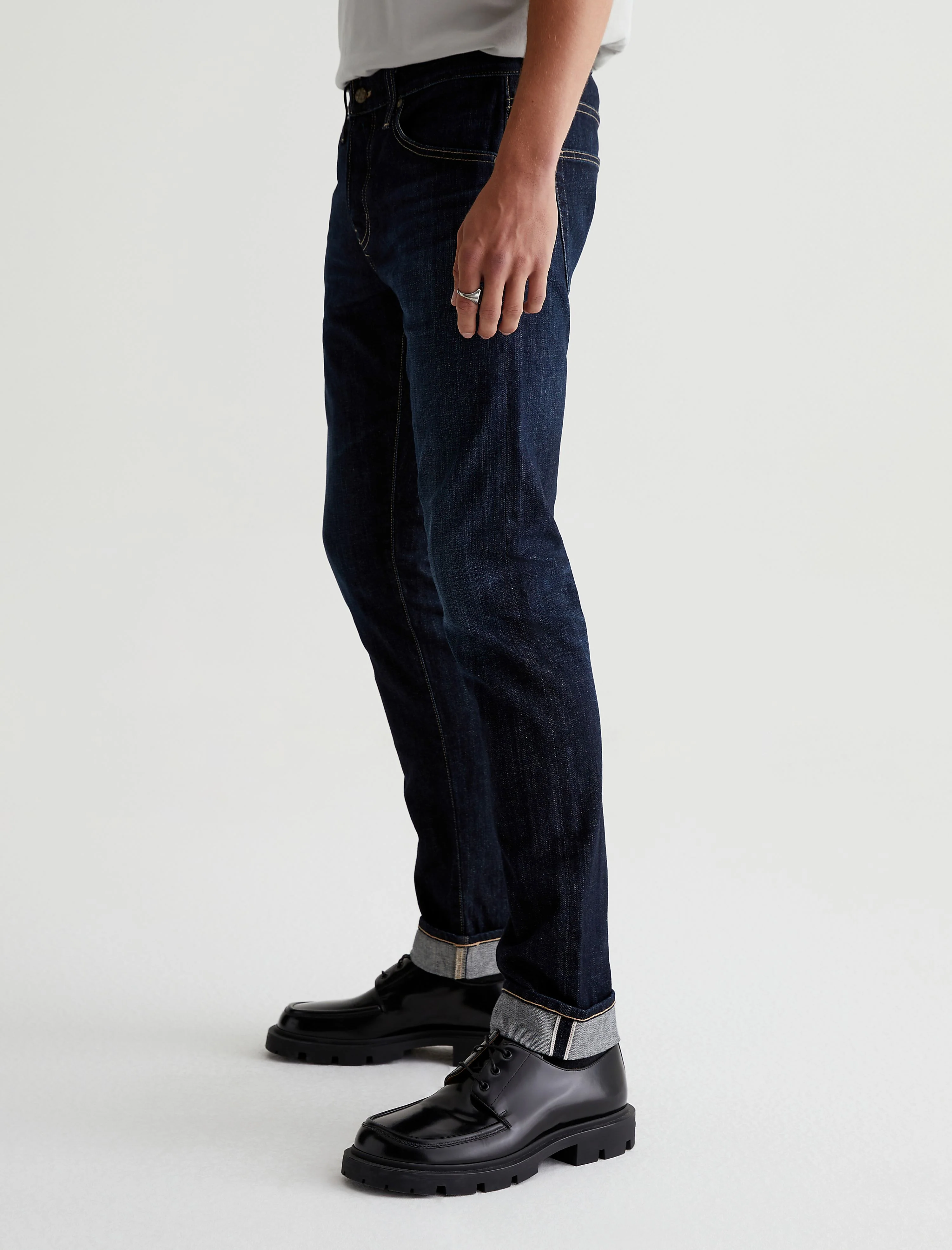 Tellis Selvage - Image 6